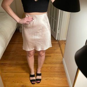 Aritzia Babaton Silk Slip Mini Skirt Light Pink - Size 8